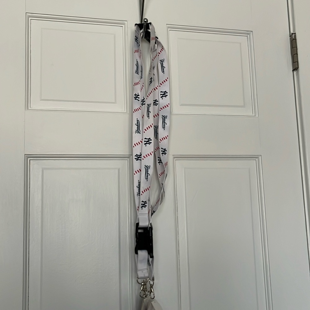 Aninco New York Yankees lanyards nwt set of 3